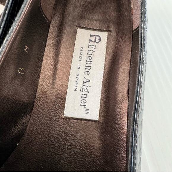 Etienne Aigner Valentine leather embossed loafer with gold colored hardware sz 8 - Picture 5 of 11